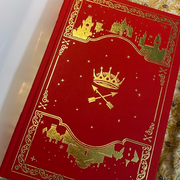 Waterstones Sword Catcher by Cassandra Clare - Picture 4 of 6